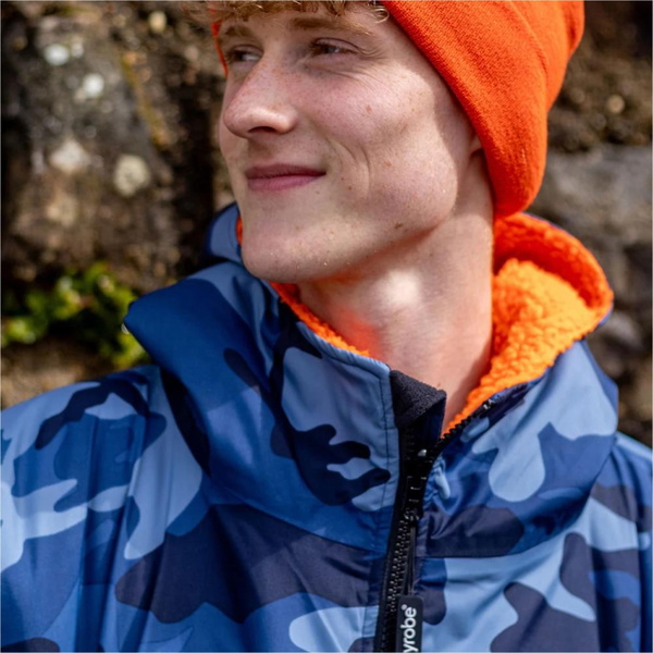 2025 Dryrobe Advance Langärmliges Wickelkleid Robe V3 DALSV3 - Blue Camo / Orange